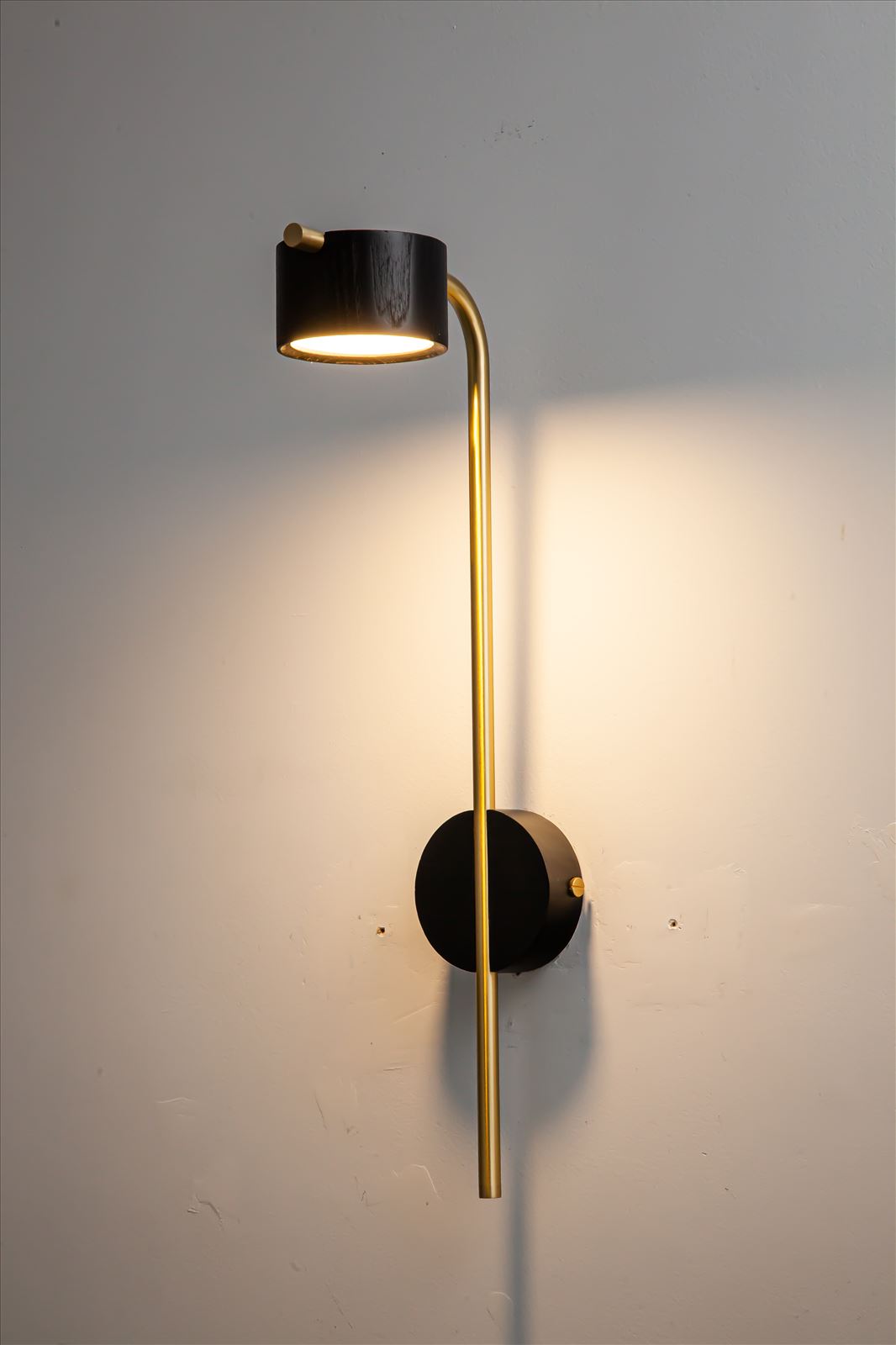 גופי תאורה בקטגוריית: מנורות קיר  ,שם המוצר: ASH